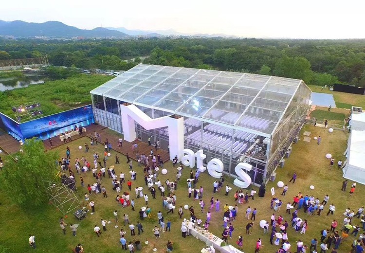 Transparent Tent